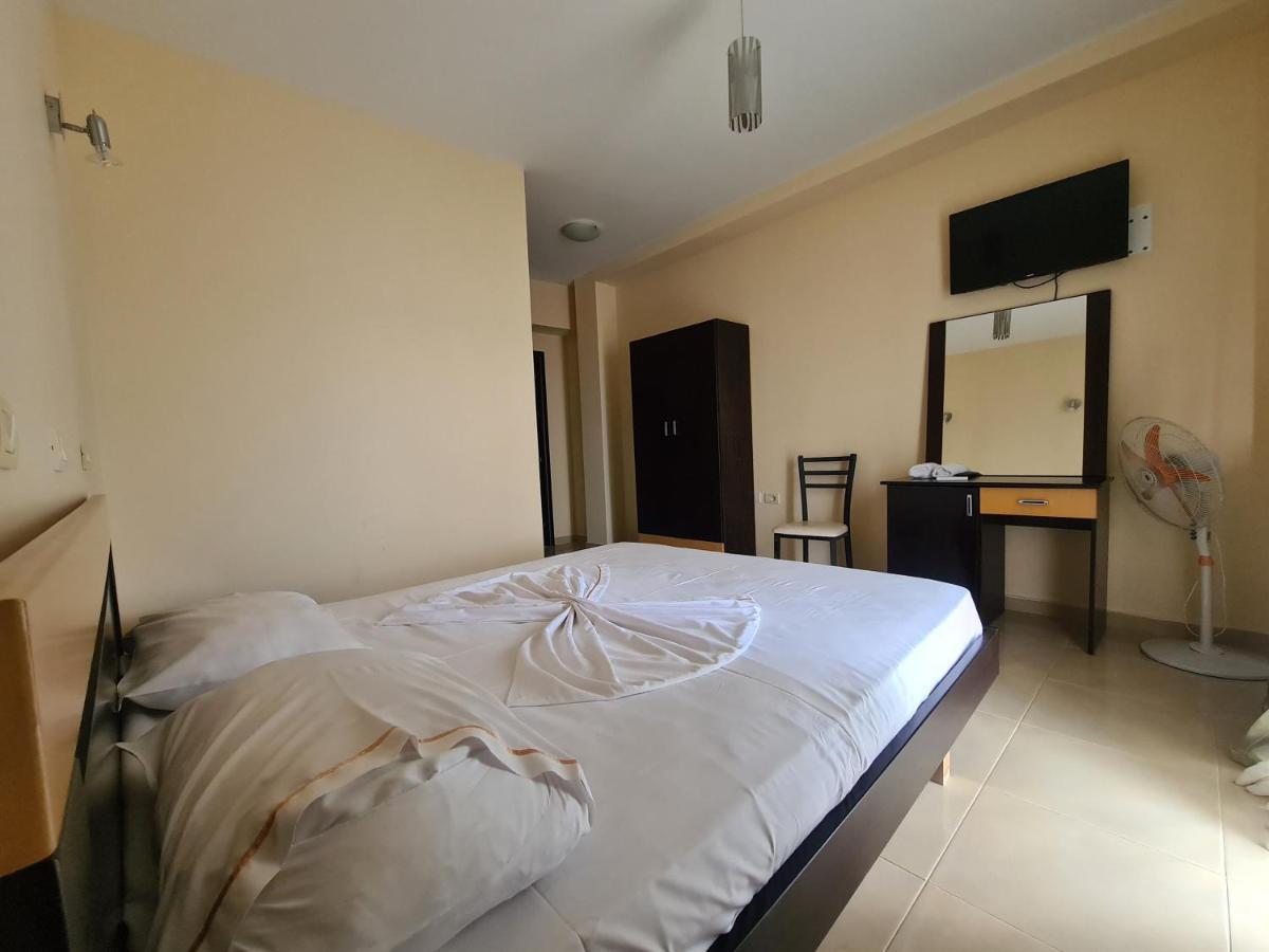 Hotel Kukesi Lini 外观 照片
